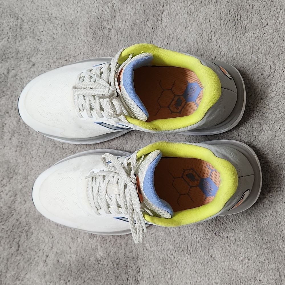 New Balance Running Sneakers Fresh Foam White/Grey Sz 7.5 - Picture 10 of 11